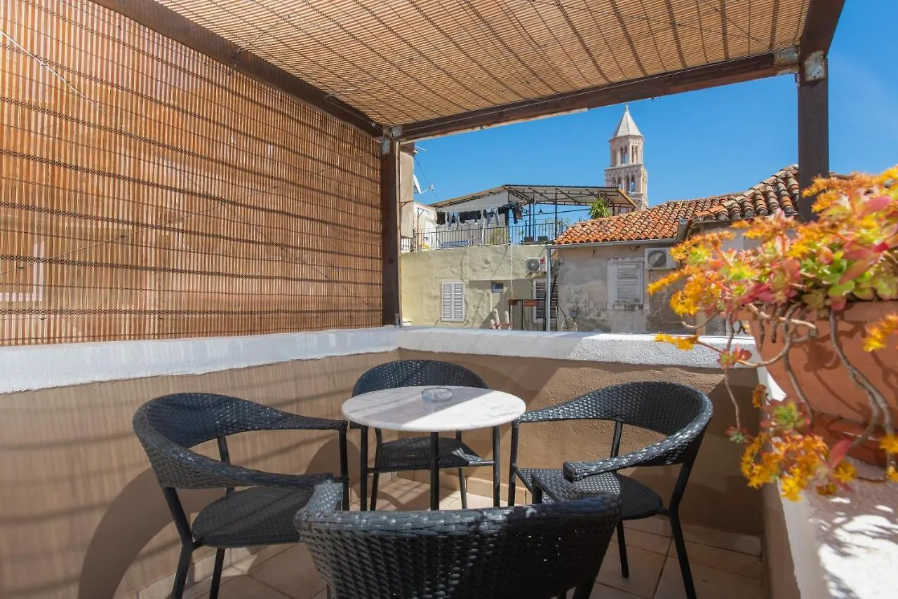 Dolce Vita Apartments Split 0*,